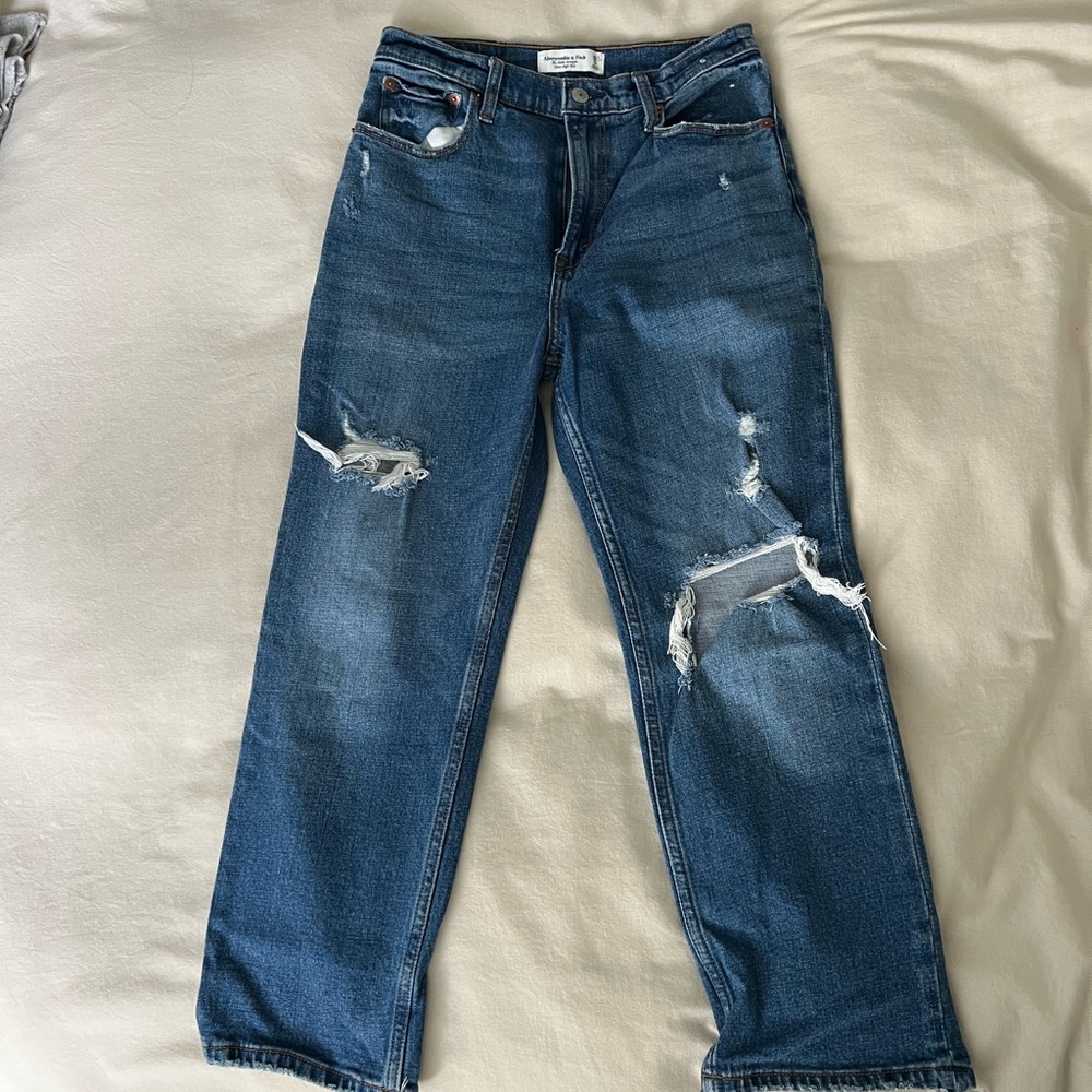 A&F the ultra high rise straight leg distressed denim - 28